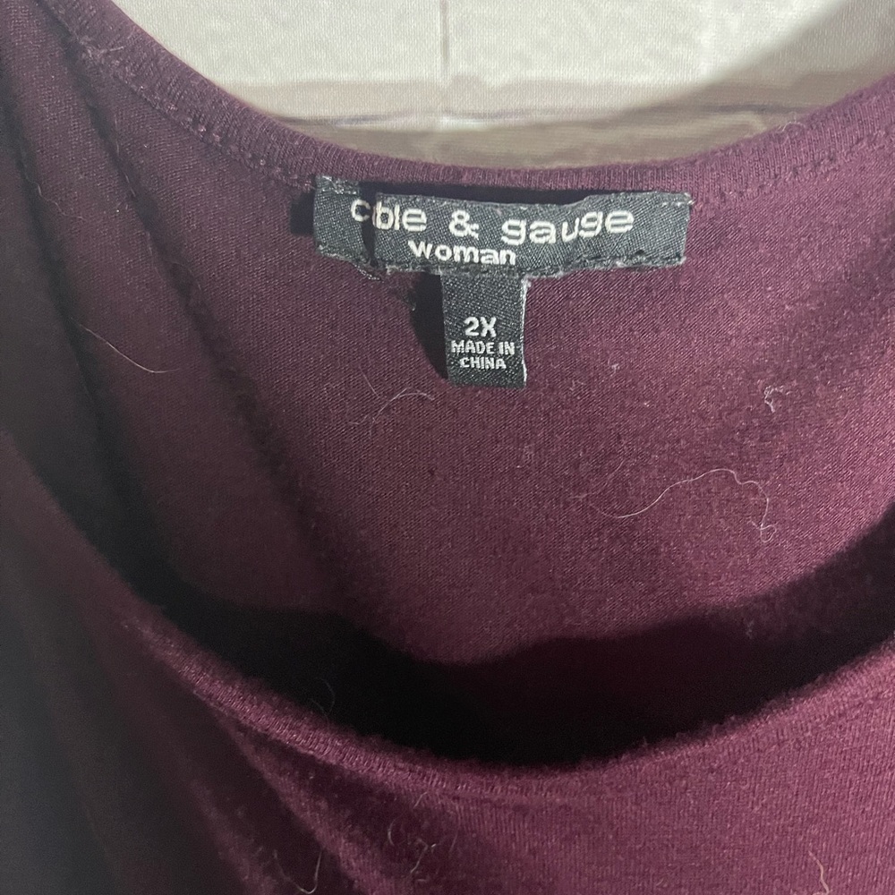 Cold Shoulder Top - Picture 2 of 4